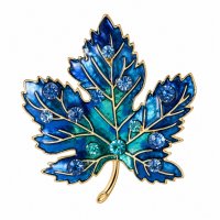 XSB281 - Retro Style Maple Leaf Brooch